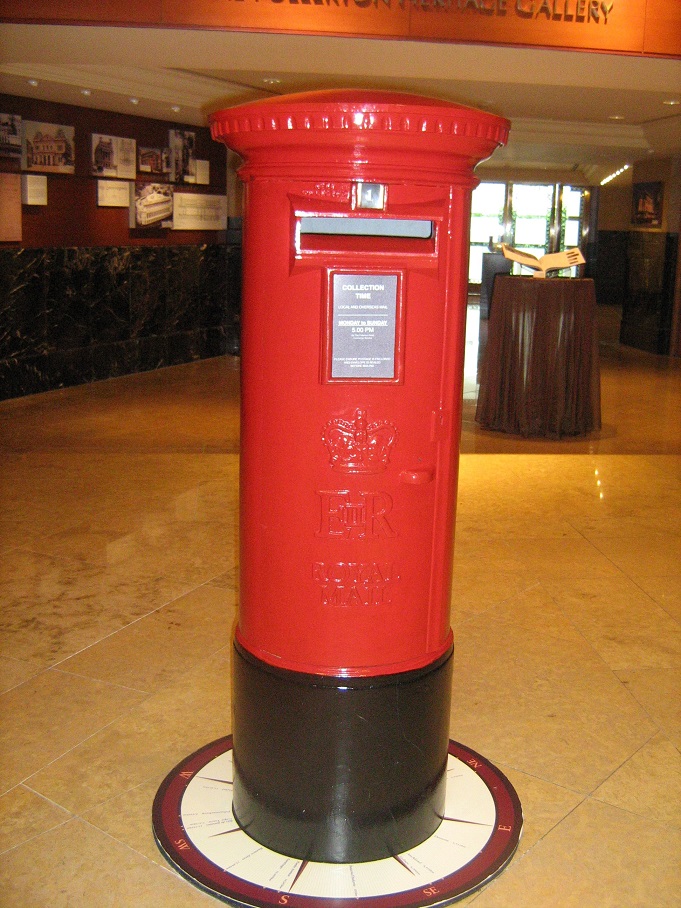 Legendary Fullerton Hotel Singapore guided visit with team part 1