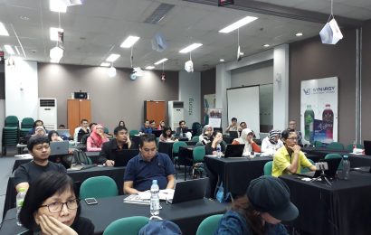 Boosting sales class SB1M Saturday fever
